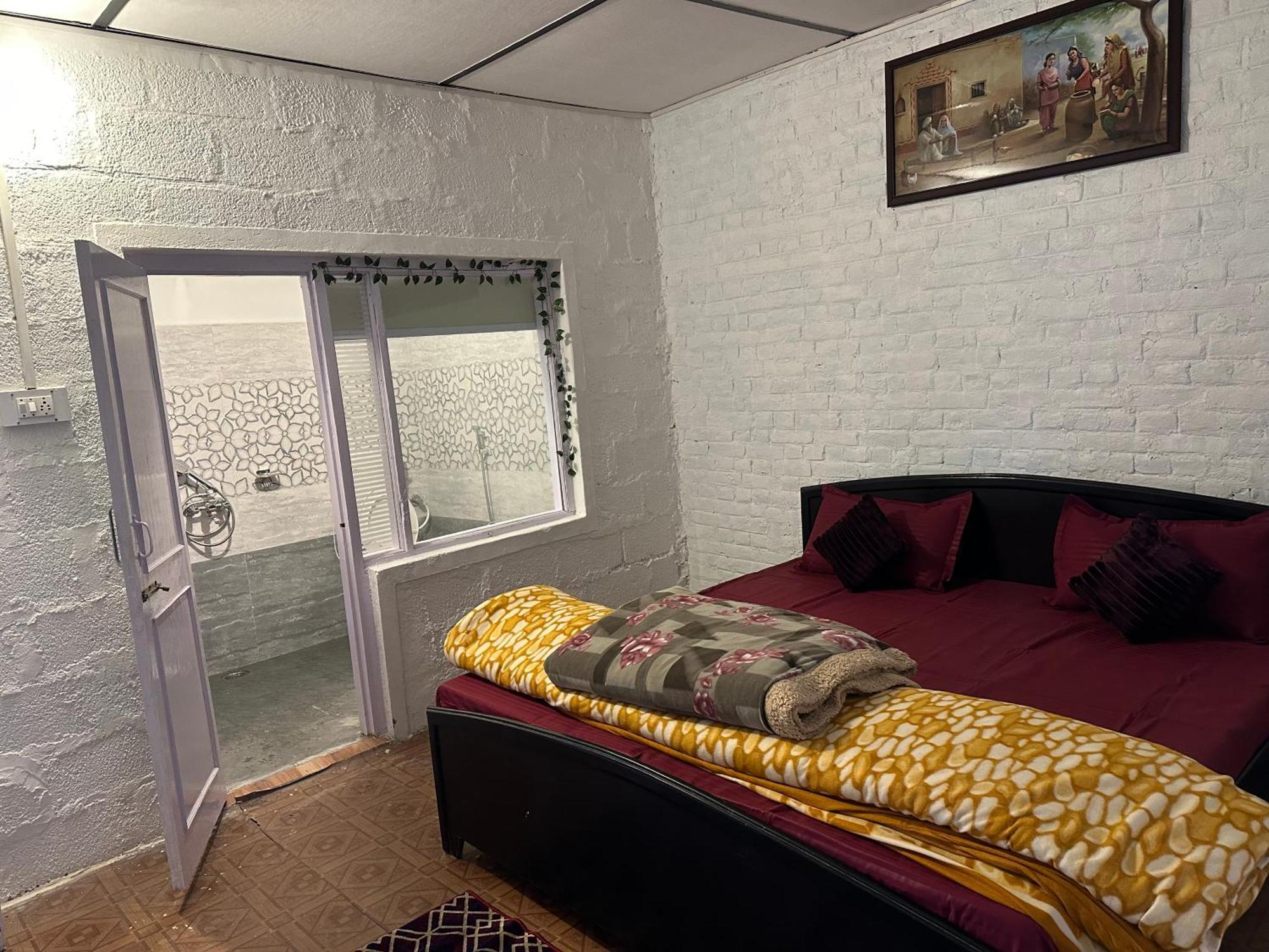 Hostel Dreamwoods A Travellers Farm Dharamsala Zewnętrze zdjęcie