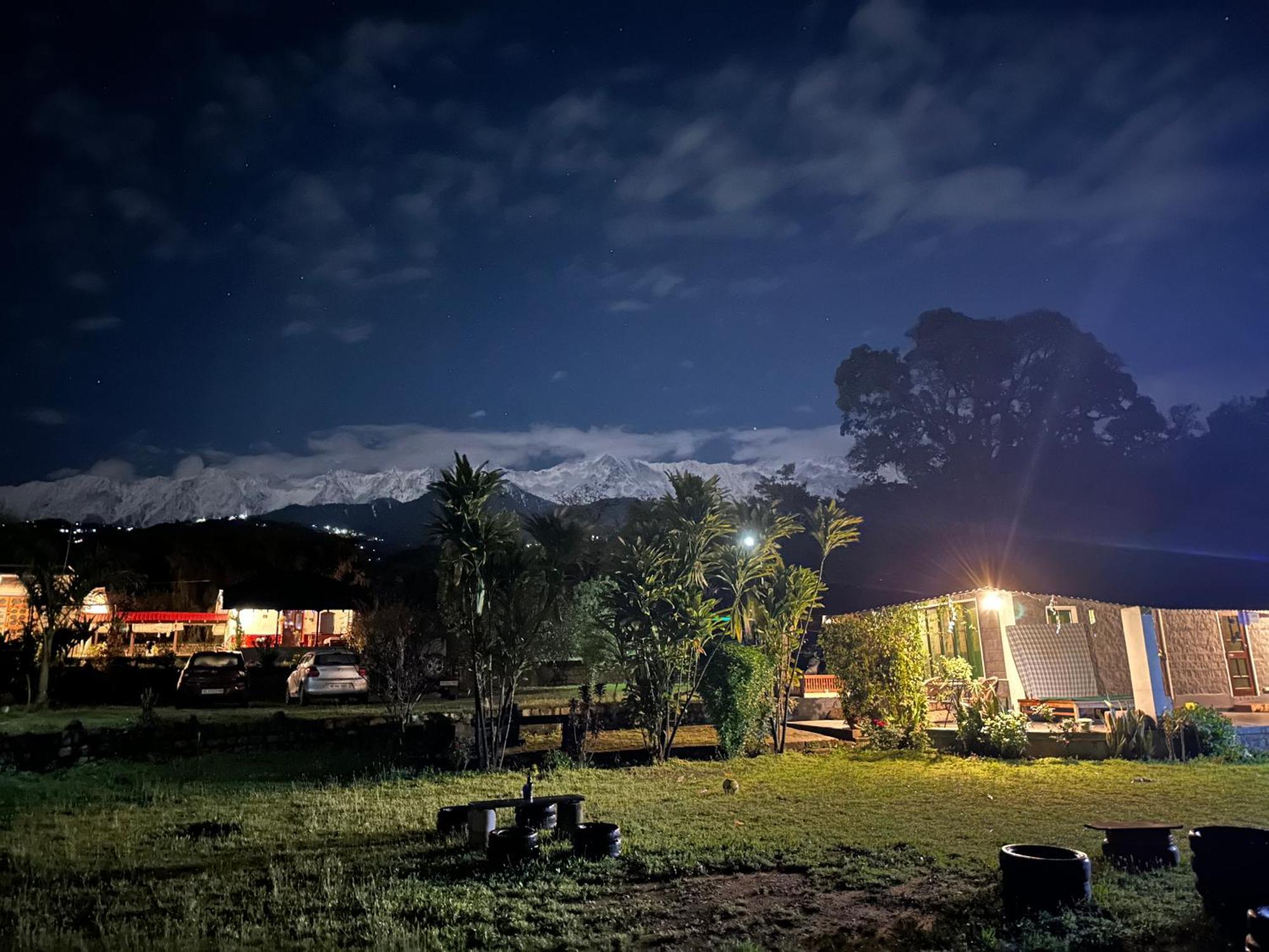 Hostel Dreamwoods A Travellers Farm Dharamsala Zewnętrze zdjęcie
