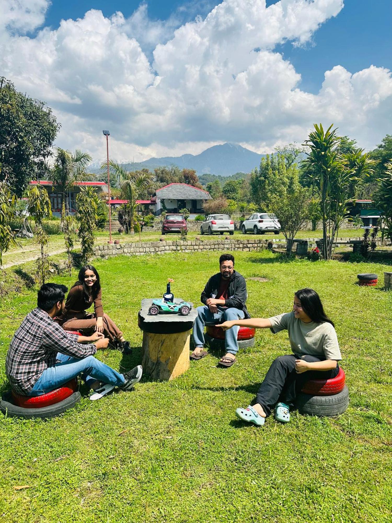 Hostel Dreamwoods A Travellers Farm Dharamsala Zewnętrze zdjęcie
