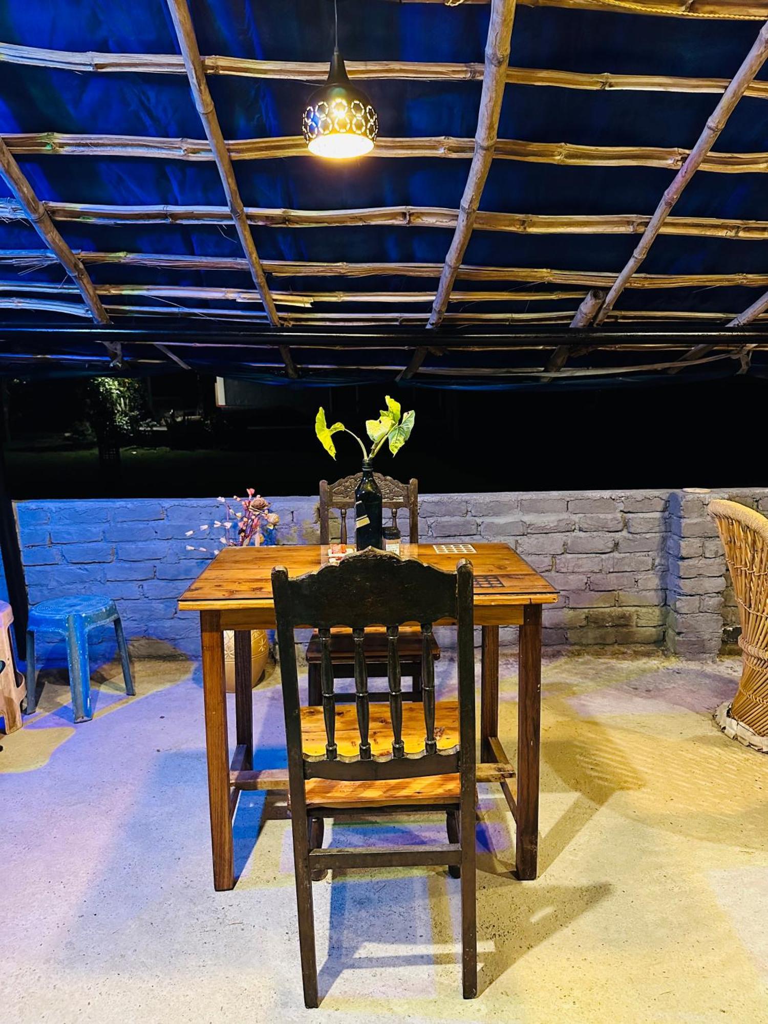 Hostel Dreamwoods A Travellers Farm Dharamsala Zewnętrze zdjęcie