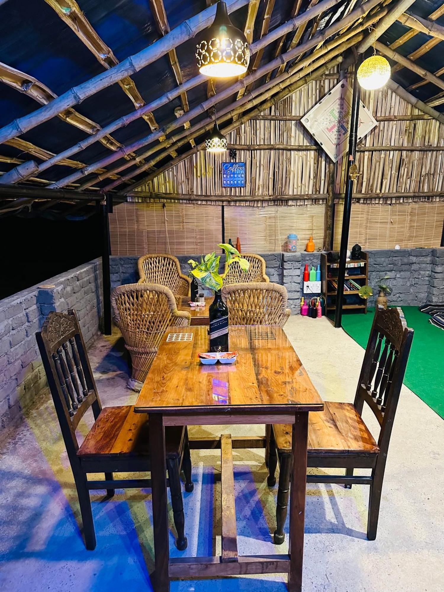 Hostel Dreamwoods A Travellers Farm Dharamsala Zewnętrze zdjęcie